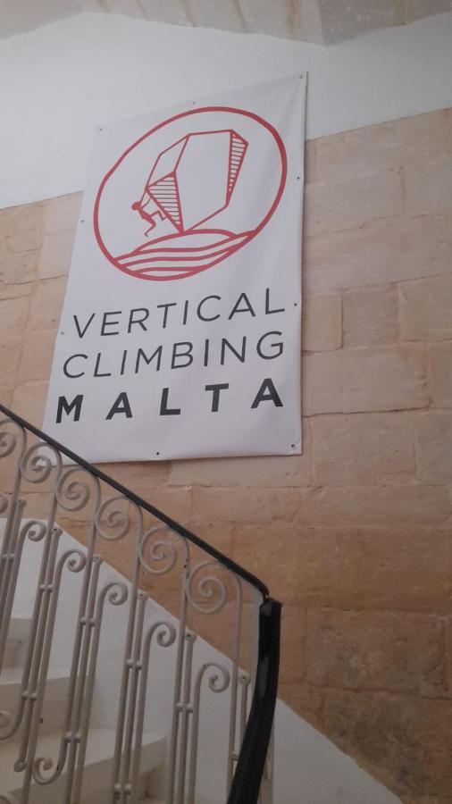 Vertical Climbing Malta Qrendi Bagian luar foto