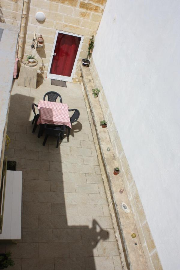 Vertical Climbing Malta Qrendi Bagian luar foto